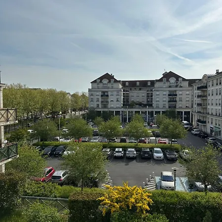 Dreamland 2minutes De La Gare Rer Apartment Bussy-Saint-Georges